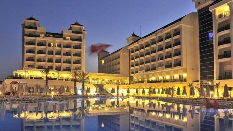 LAKE & RIVER SIDE HOTEL & SPA