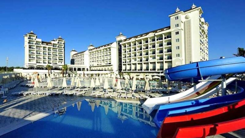 LAKE & RIVER SIDE HOTEL & SPA