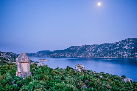 GÜNÜBİRLİK KEKOVA TEKNE TURU