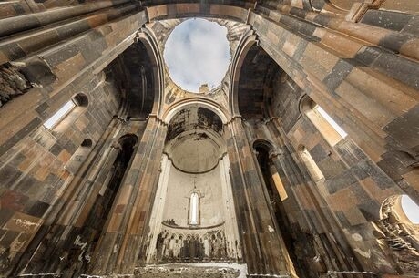 TURİSTİK DOĞU EKSPRESİ İLE BİR KARS MASALI